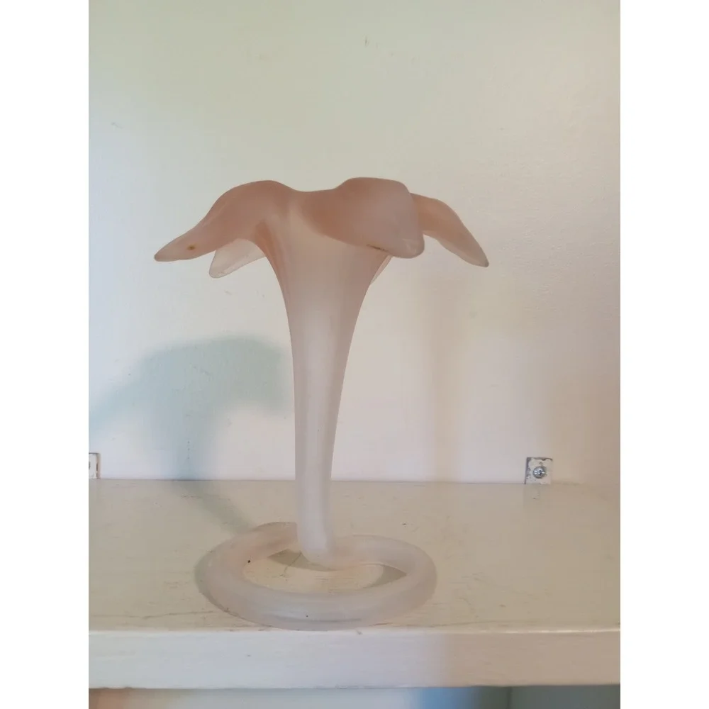 Vintage Pink Frosted Art Glass Calla Lily Jack in the Pulpit Vase Spiral Base